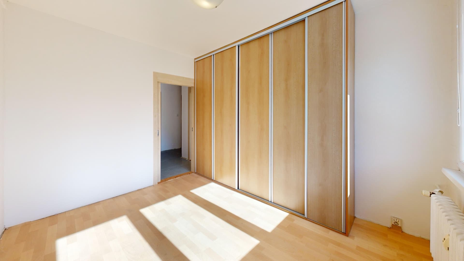 Ložnice · 13,2 m² — aktuální stav
